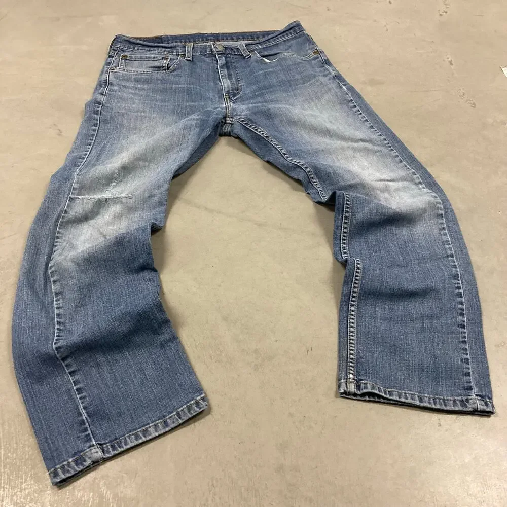 Loose fit Y2K Levi’s 559 Jeans 34x30